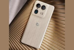 Moto X50 ultra : मोटोरोला ला रहा है प्रीमियम स्मार्टफोन, रेंडर और स्पेसिफिकेशन हुए लीक